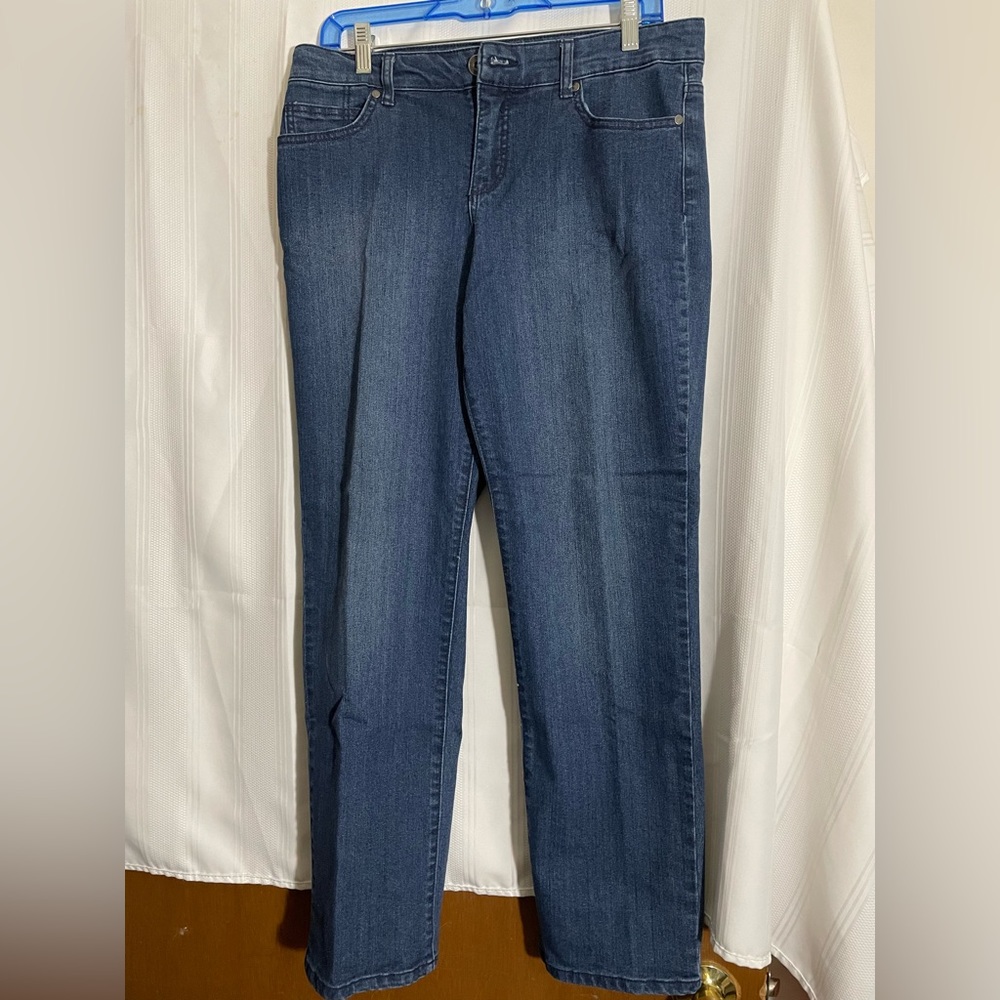 Bandolino blue denim jeans. Size 10 SHORT. Great condition.